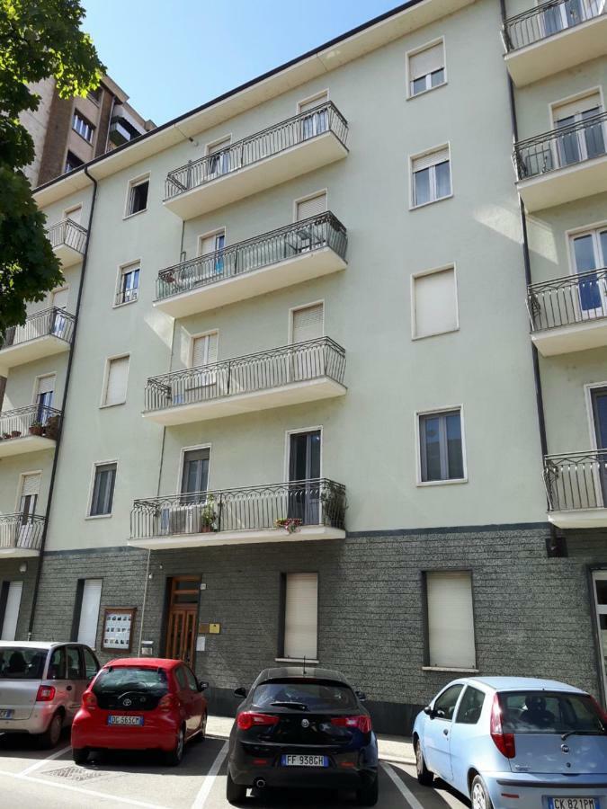 Asti Centro, Appartamento Manuela Exterior foto